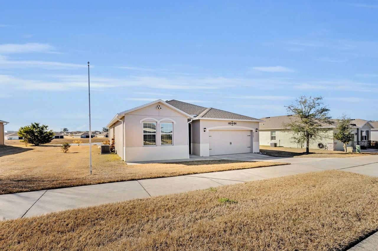 9198 Sw 62nd Terrace Rd - Photo 3 of 29