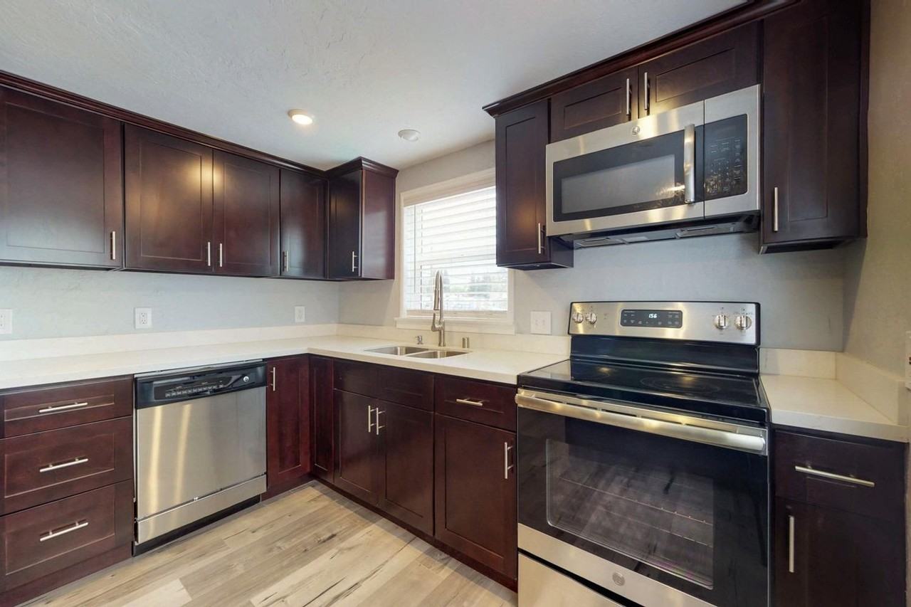 223 B St #C - Photo 7 of 14