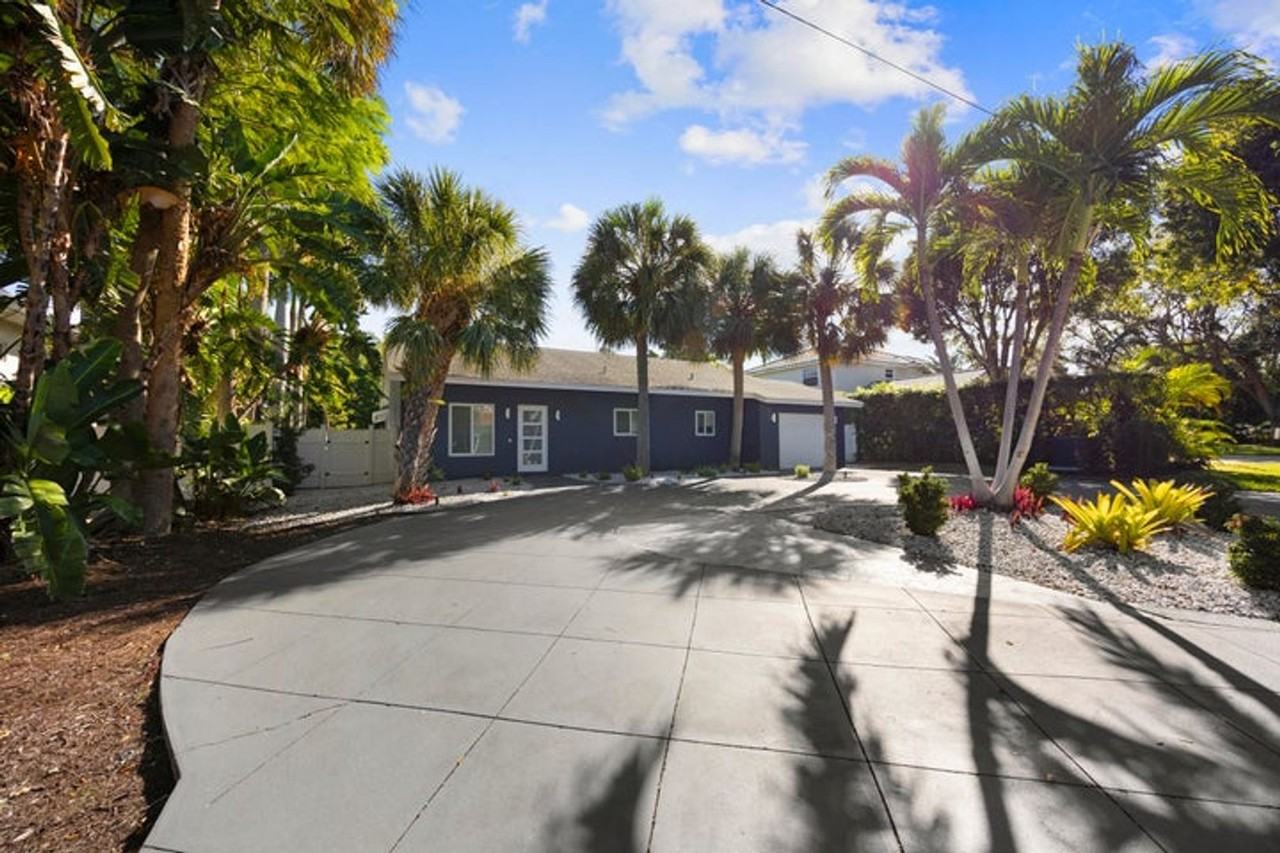 930 Nw 4th Ct - Photo 3 of 50