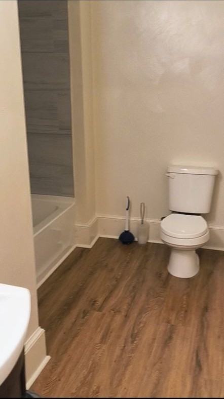 1328 W 37th St - Photo 7 of 14