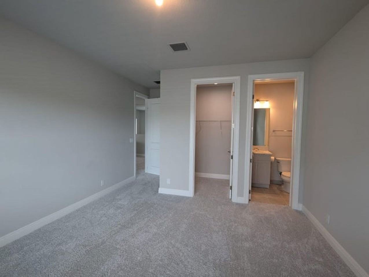 9292 Crestview Cir - Photo 7 of 33