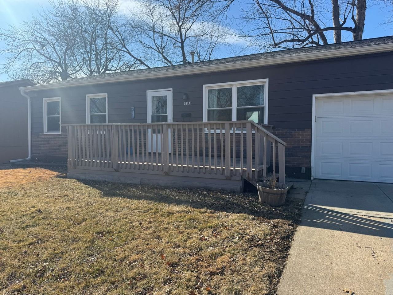 7613 Teal St - Photo 4 of 22