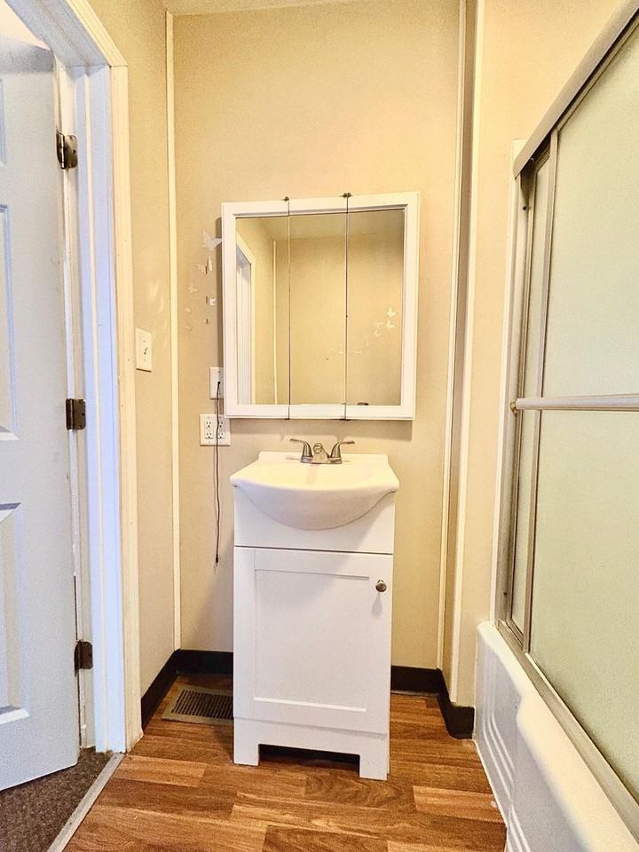 1821 S Taylor St - Photo 7 of 13