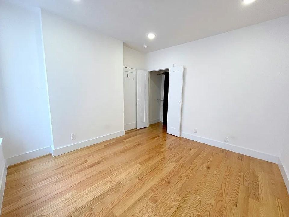 539 Lenox Avenue #4F - Photo 3 of 8
