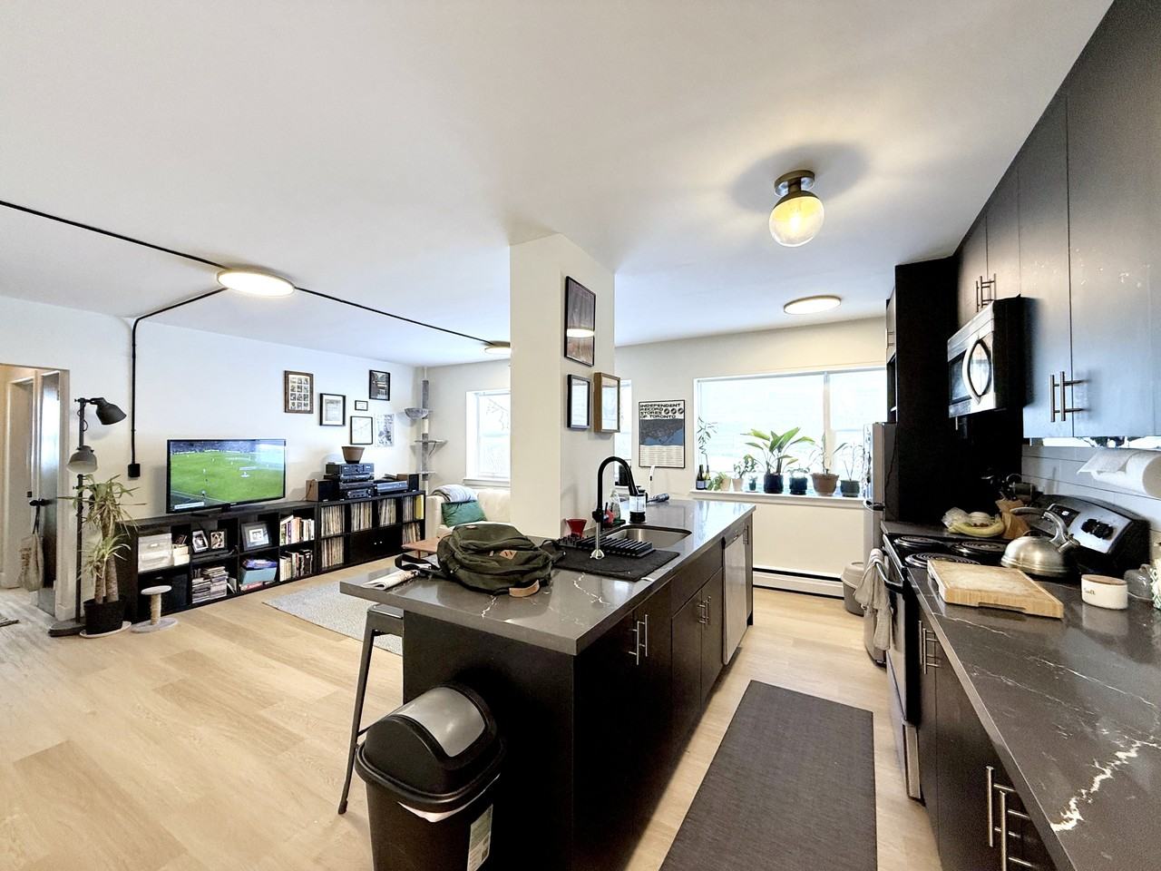 111 Craydon Rd #102 - Photo 5 of 21