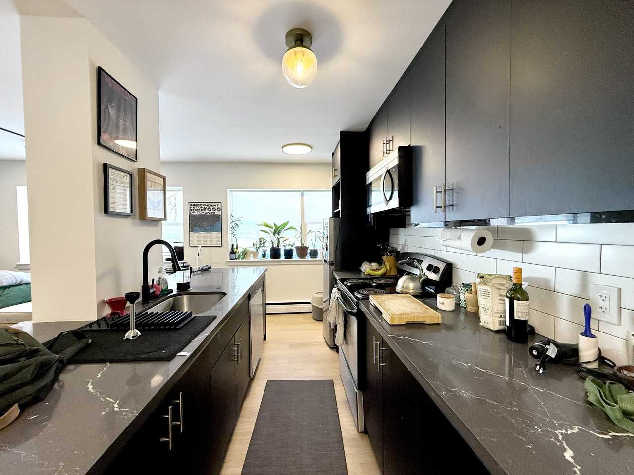 111 Craydon Rd #102 - Photo 6 of 21