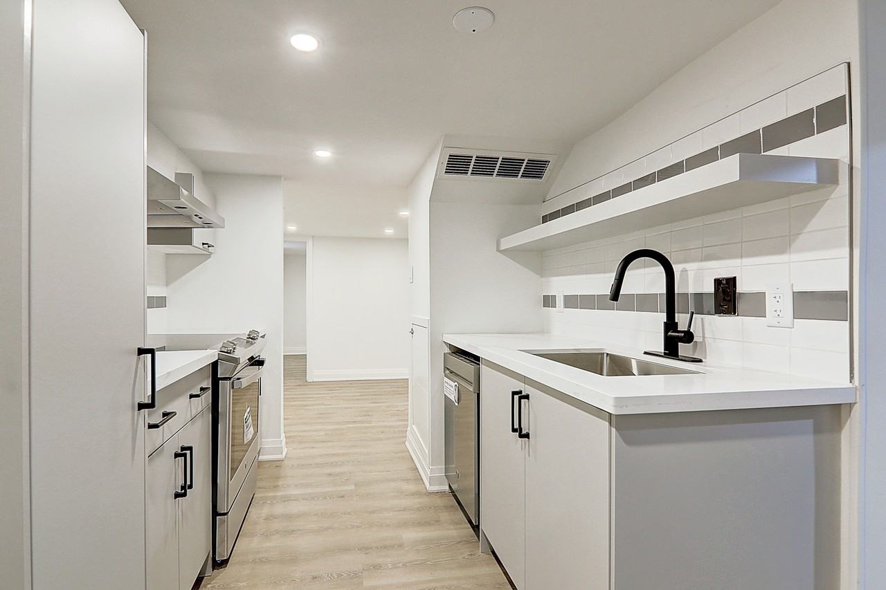 130 Lambton Ave #BS - Photo 3 of 23