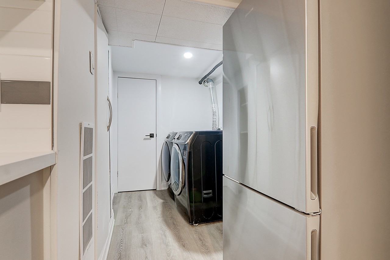 130 Lambton Ave #BS - Photo 5 of 23