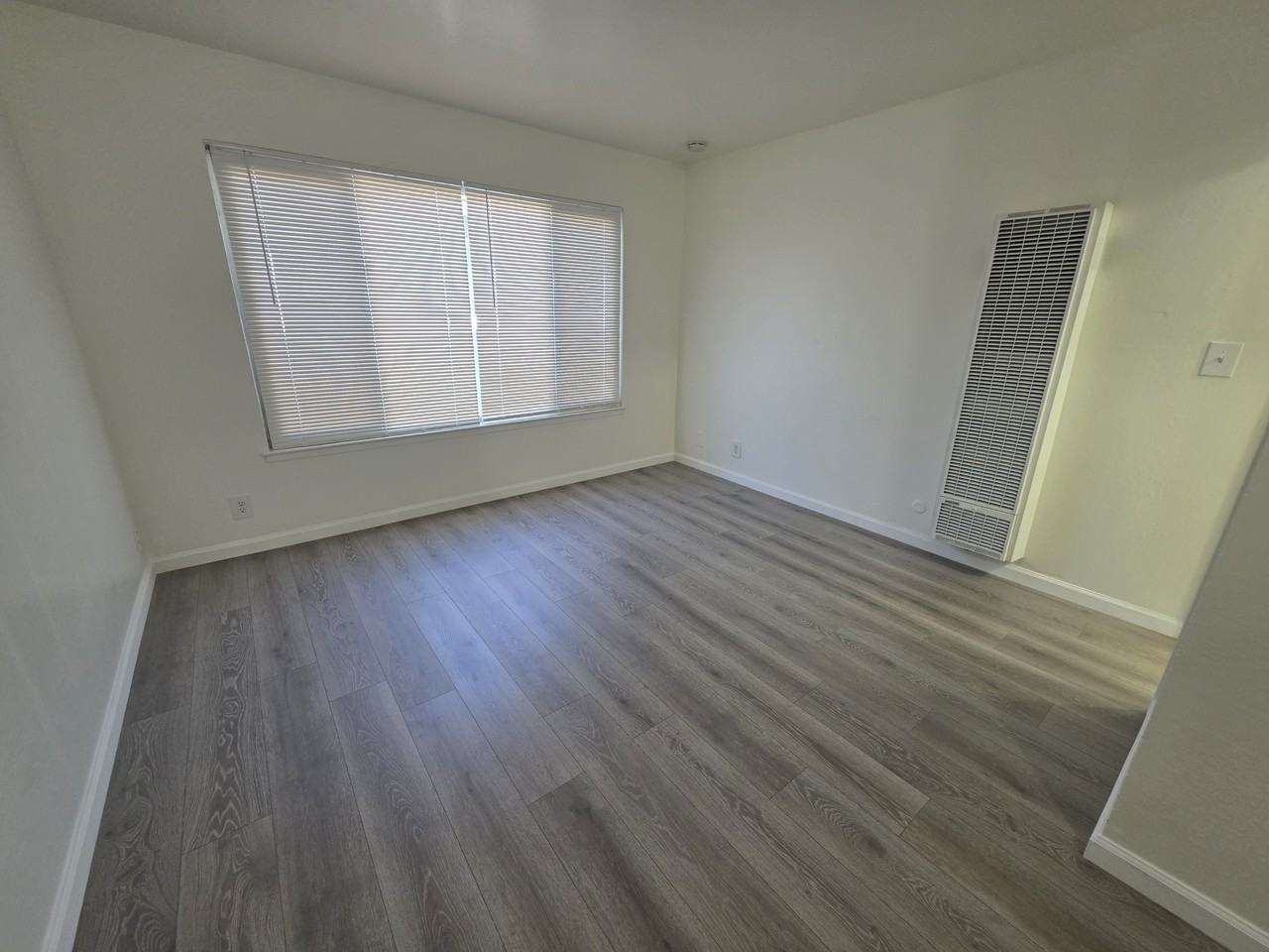 701 9th Avenue - Photo 3 of 5