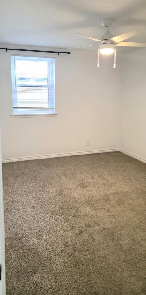 Azle Creek Apartments - Photo 6 of 9