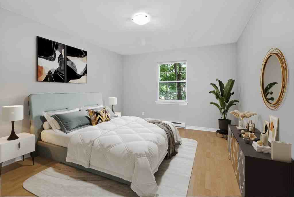 39 Pleasant Street - Photo 5 of 8