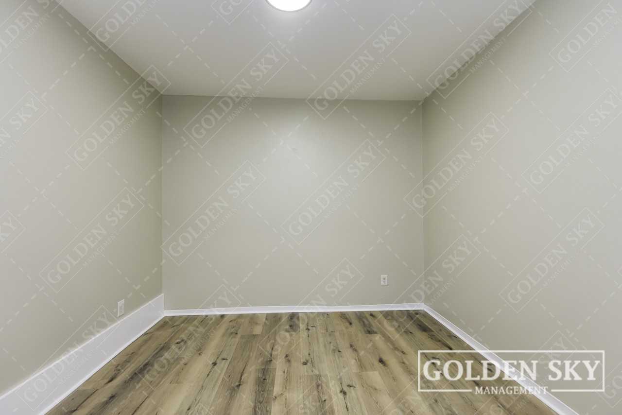 4611 South Madison Street - Photo 6 of 11