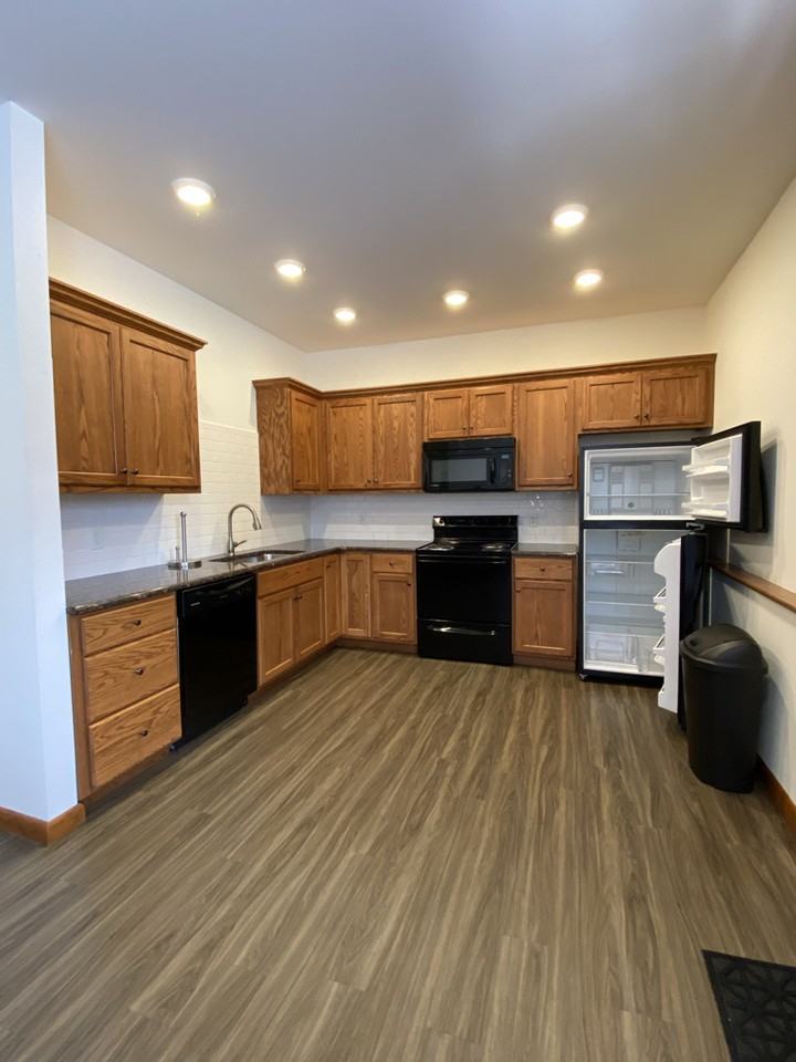 941 West 3rd Street - Unit 2 - Photo 2 of 13