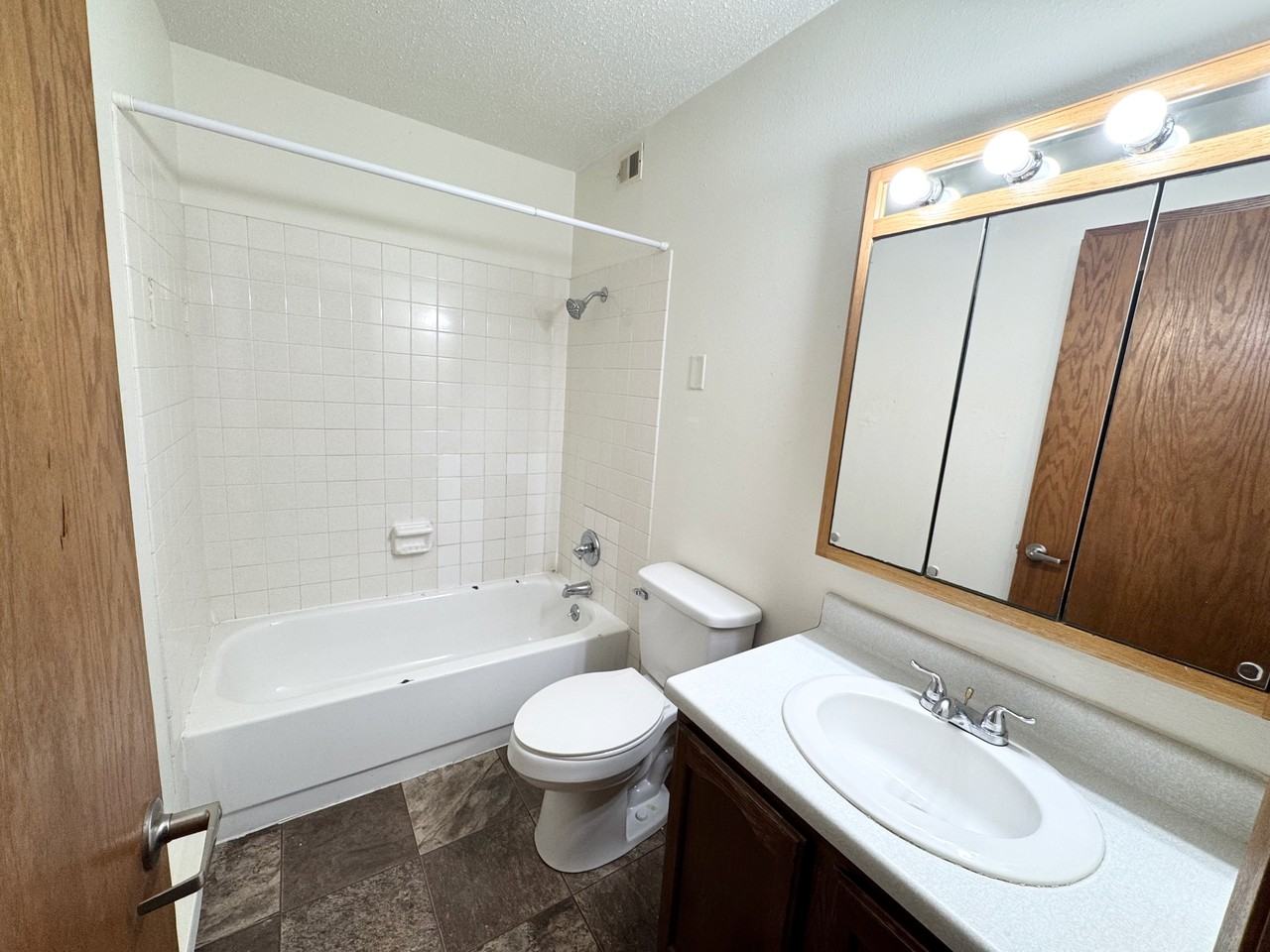 1402 32nd Street South - Photo 6 of 7