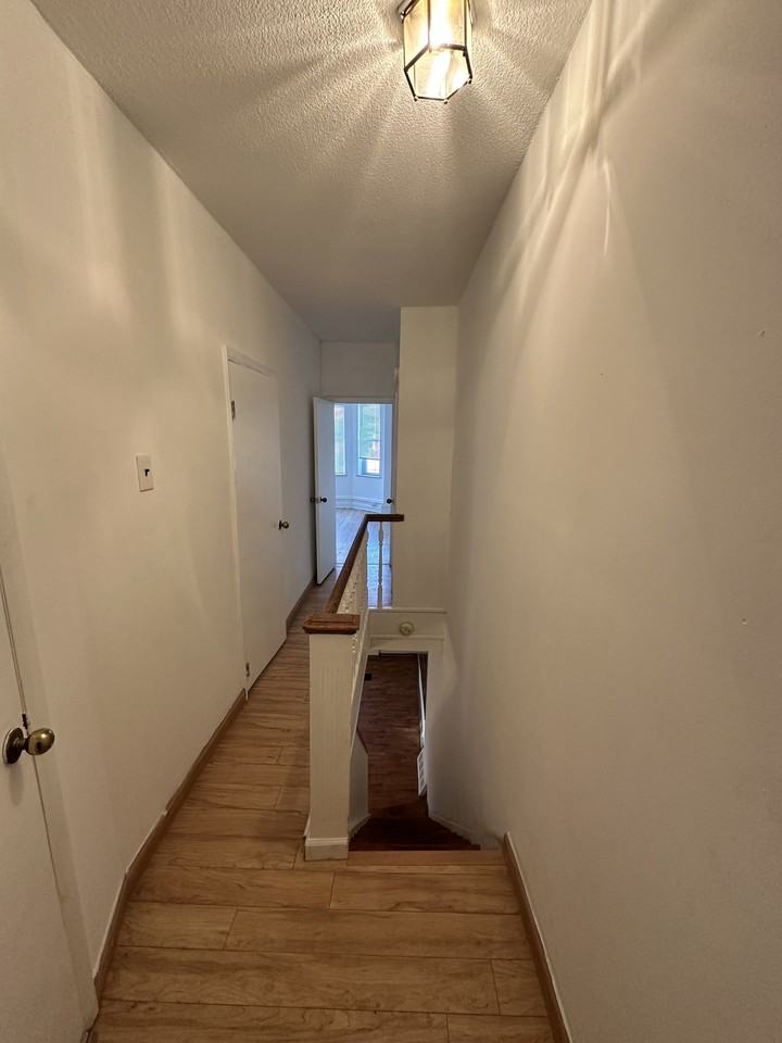 2026 Mercy St - Photo 2 of 26