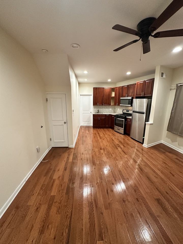 1032 West Moyamensing Avenue - Photo 5 of 17