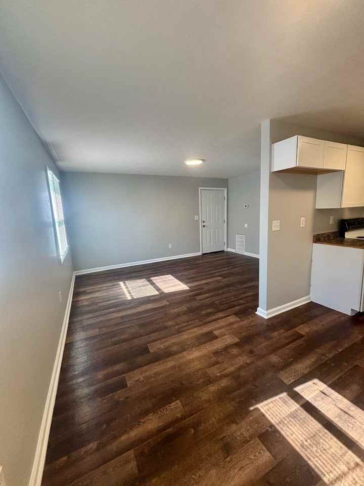 3409 Shanks Lane - Photo 3 of 8