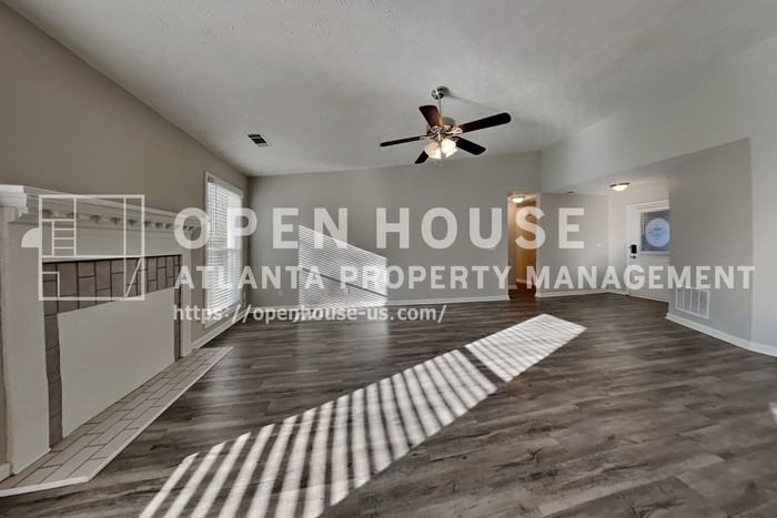 645 Paris Dr - Photo 5 of 20