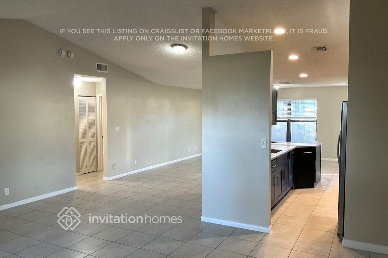 6262 Adams St - Photo 3 of 15