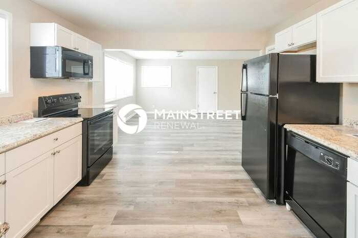 519 James Dr - Photo 6 of 16