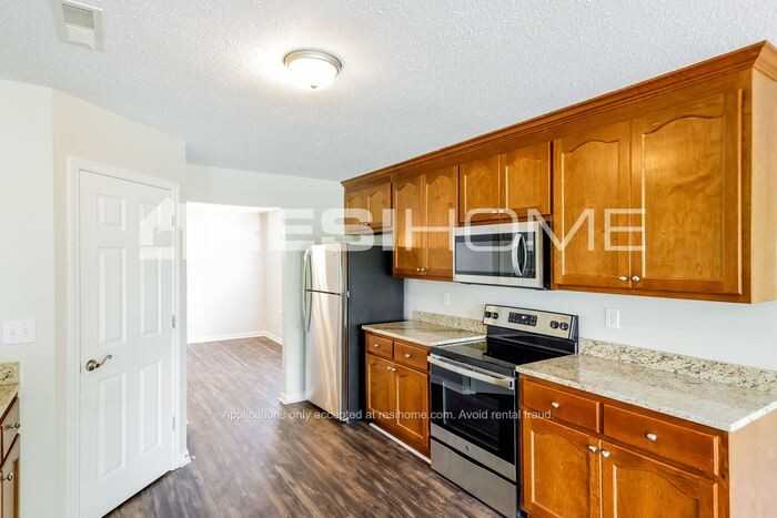 429 Jasmine Dr - Photo 4 of 24