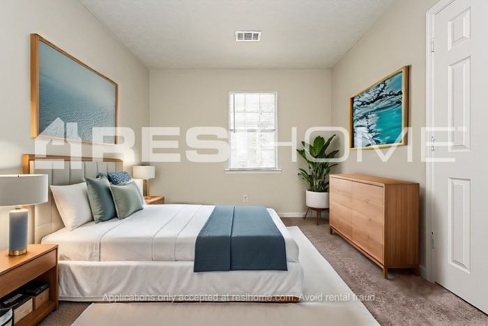 662 Fairhaven Blvd - Photo 7 of 18