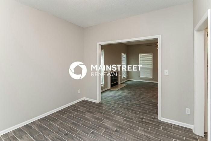 8408 Bristol Ford Pl - Photo 4 of 17