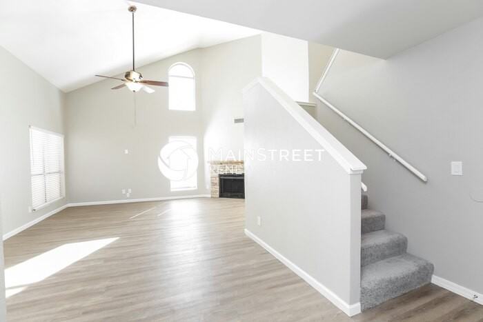 19205 N 6th St - Photo 5 of 17