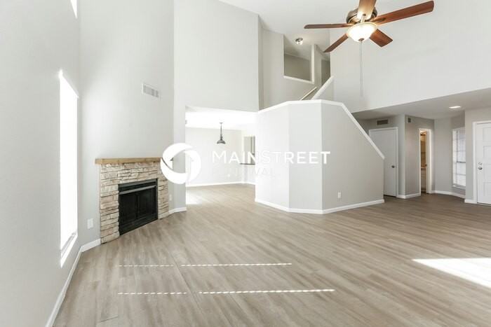 19205 N 6th St - Photo 6 of 17