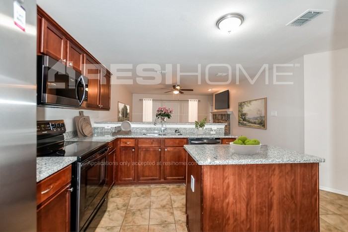 6942 Old Ox Dr - Photo 3 of 17