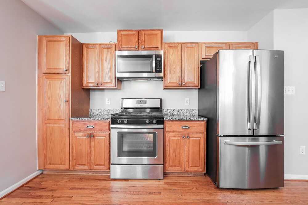 305 Occidental Dr - Photo 7 of 16