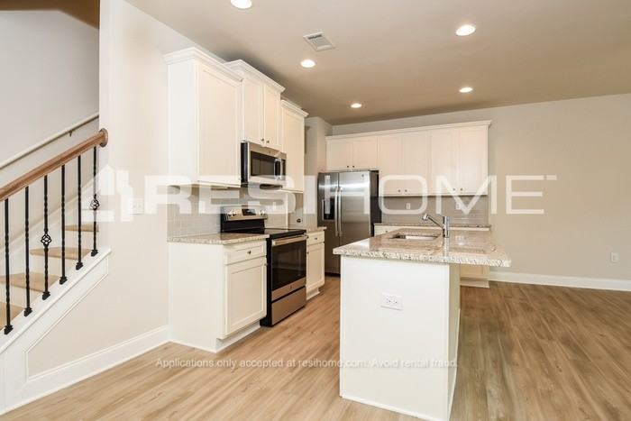 1040 Tranquil Gardens Pl #1040 - Photo 7 of 19