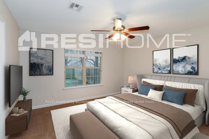 132 W Wayne St - Photo 5 of 15