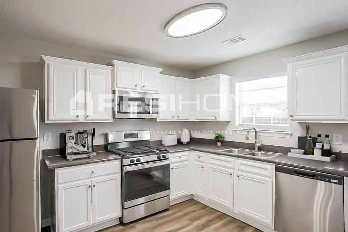 3509 Augusta St - Photo 2 of 19