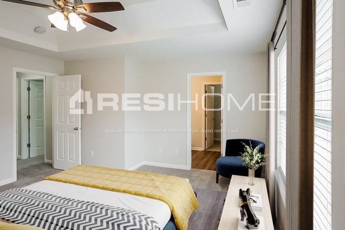 3509 Augusta St - Photo 7 of 19