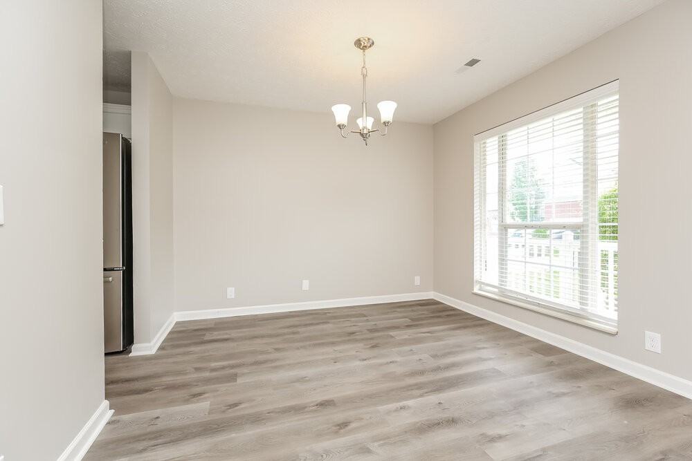 3108 Creekview Ln - Photo 6 of 17