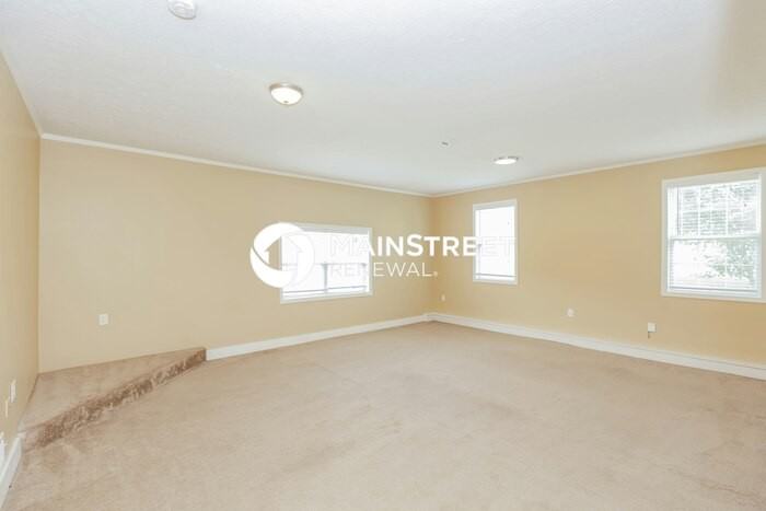 701 Comanche Ct - Photo 6 of 16