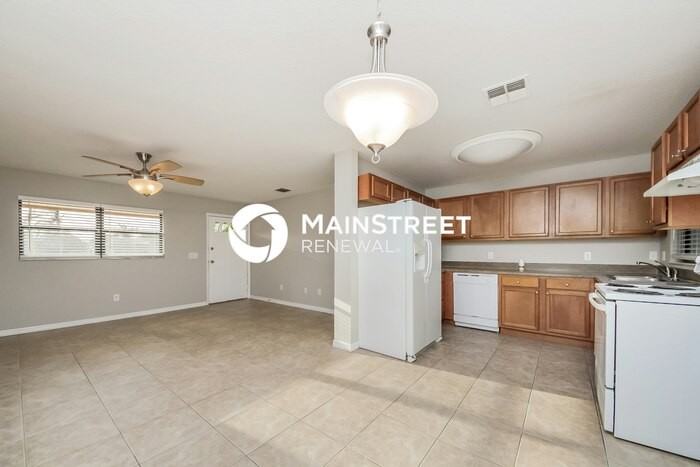 1837 Garwood Dr - Photo 4 of 16