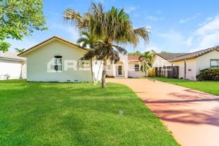 14753 Sw 171st Ter - Photo 1 of 1