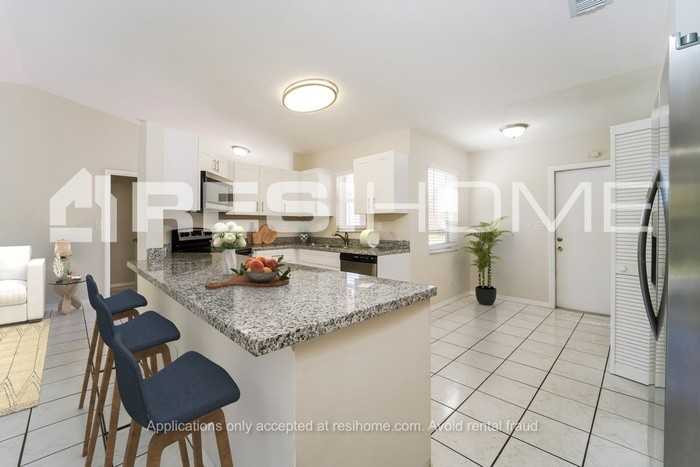 14753 Sw 171st Ter - Photo 2 of 14