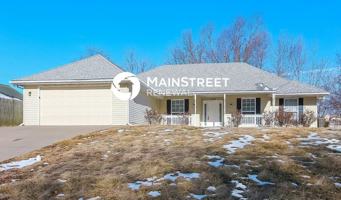 featured image of 204 W 24th St