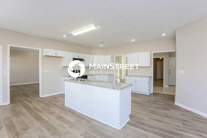 204 W 24th St - Photo 7 of 16