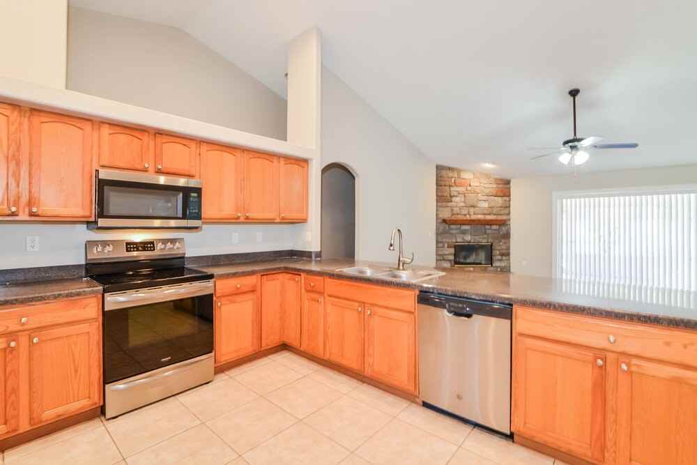 4209 Prairie Iris Ct - Photo 7 of 16