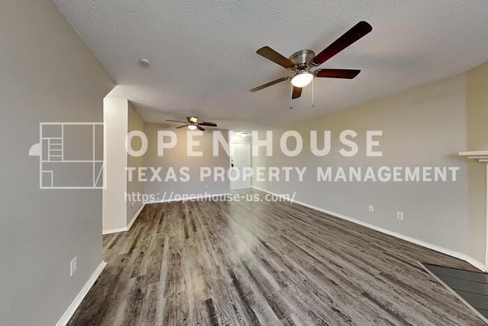 1405 Javelin Way - Photo 4 of 24