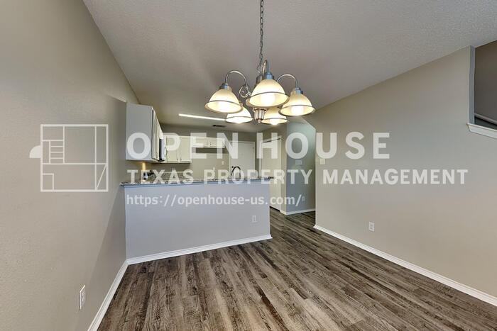 1405 Javelin Way - Photo 7 of 24