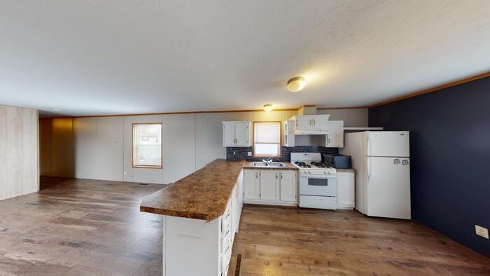 124 Delta Ave - Photo 3 of 30