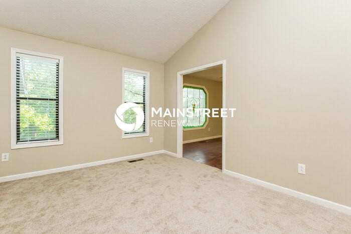 1141 Reading Dr Nw - Photo 4 of 15