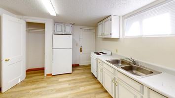 featured image of 201 5th St Ne #4