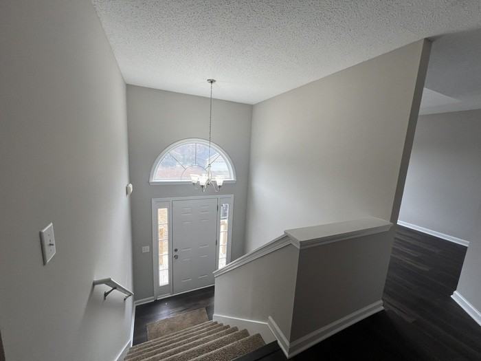 98 Blue Springs Way - Photo 2 of 12