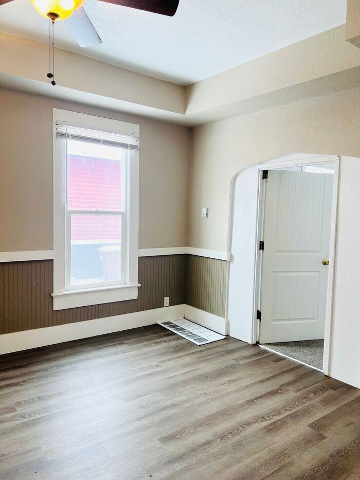 1227 13th Ave #B - Photo 4 of 20